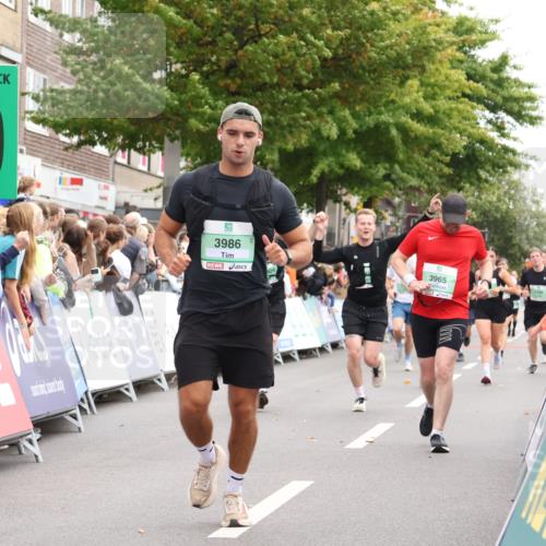 21.09.2025 - PSD Bank Halbmarathon Strokosch-Dieckow http://msf.ph/oto/8923758 21.09.2025 12:03:14 Ziel 1664, 2629, 3113, 3965, 3986 meine-sportfotos.de