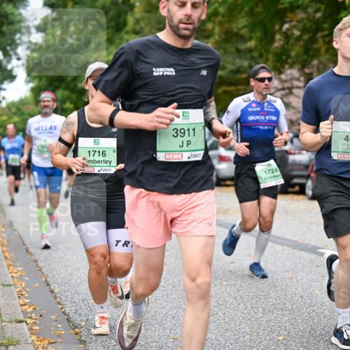 21.09.2025 - PSD Bank Halbmarathon Dr. Thomas Lammeyer http://msf.ph/oto/8923761 21.09.2025 10:43:06 Laufen 1716, 3911, 1724, 4062 meine-sportfotos.de