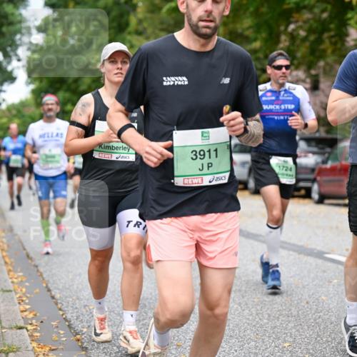21.09.2025 - PSD Bank Halbmarathon Dr. Thomas Lammeyer http://msf.ph/oto/8923764 21.09.2025 10:43:06 Laufen 3911, 1724, 4062 meine-sportfotos.de
