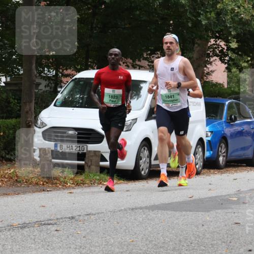 21.09.2025 - PSD Bank Halbmarathon Luisa Fischer http://msf.ph/oto/8923788 21.09.2025 11:11:32 Laufen 210, 1823, 1841 meine-sportfotos.de