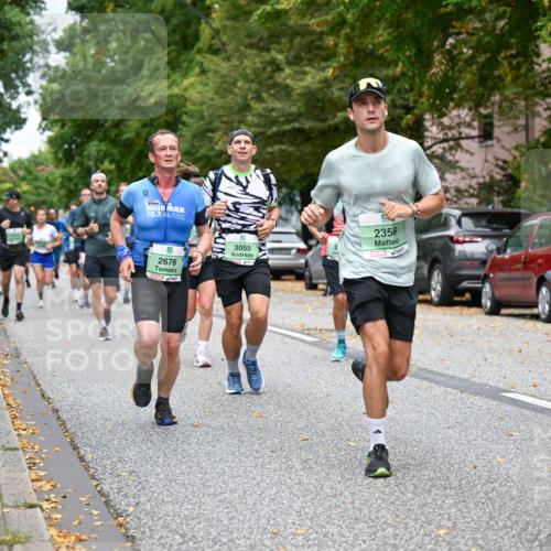 21.09.2025 - PSD Bank Halbmarathon Dr. Thomas Lammeyer http://msf.ph/oto/8923821 21.09.2025 10:43:10 Laufen 70, 3, 2676, 3055, 2356, 4915 meine-sportfotos.de