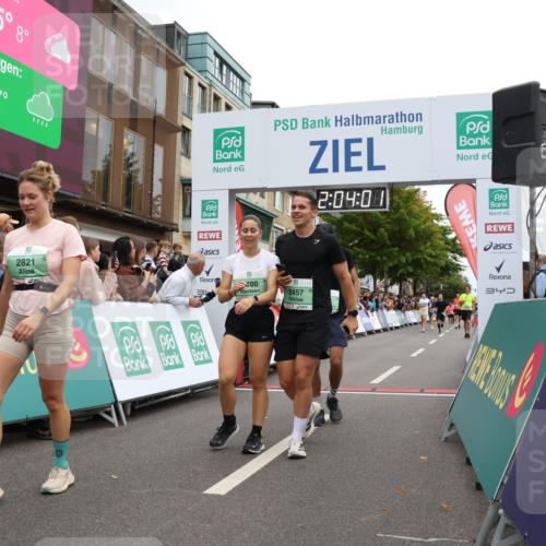 21.09.2025 - PSD Bank Halbmarathon Strokosch-Dieckow http://msf.ph/oto/8923850 21.09.2025 12:03:24 Ziel 1141, 1458, 1664, 2337, 2400, 2457, 2821, 3113, 3965 meine-sportfotos.de