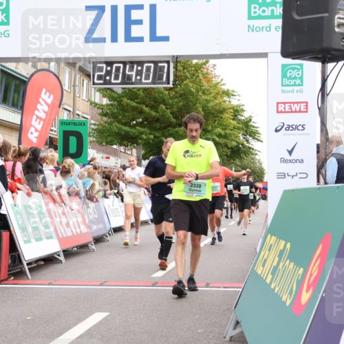 21.09.2025 - PSD Bank Halbmarathon Strokosch-Dieckow http://msf.ph/oto/8923874 21.09.2025 12:03:31 Ziel 2338, 2520, 2565, 2722, 2787, 2798, 3189, 3248 meine-sportfotos.de