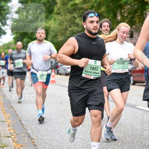 21.09.2025 - PSD Bank Halbmarathon Dr. Thomas Lammeyer http://msf.ph/oto/8924001 21.09.2025 10:43:21 Laufen 1853, 4056, 1322, 2534 meine-sportfotos.de
