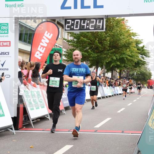21.09.2025 - PSD Bank Halbmarathon Strokosch-Dieckow http://msf.ph/oto/8924019 21.09.2025 12:03:47 Ziel 1160, 2617, 2776, 2806, 3184, 3213 meine-sportfotos.de