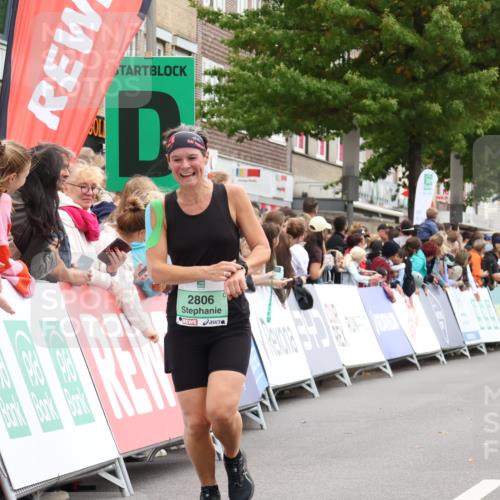 21.09.2025 - PSD Bank Halbmarathon Strokosch-Dieckow http://msf.ph/oto/8924042 21.09.2025 12:03:50 Ziel 1802, 2617, 2776, 2806, 3184, 3213 meine-sportfotos.de