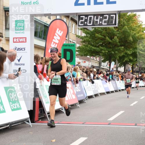 21.09.2025 - PSD Bank Halbmarathon Strokosch-Dieckow http://msf.ph/oto/8924044 21.09.2025 12:03:50 Ziel 1802, 2617, 2776, 2806, 3184, 3213 meine-sportfotos.de