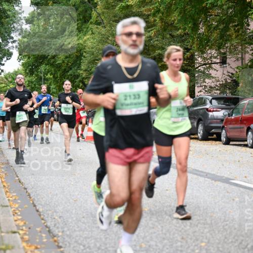 21.09.2025 - PSD Bank Halbmarathon Dr. Thomas Lammeyer http://msf.ph/oto/8924143 21.09.2025 10:43:28 Laufen 2515, 2374, 2133, 2448, 4925 meine-sportfotos.de