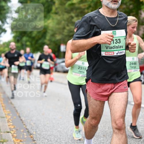 21.09.2025 - PSD Bank Halbmarathon Dr. Thomas Lammeyer http://msf.ph/oto/8924153 21.09.2025 10:43:28 Laufen 2315, 133, 2446 meine-sportfotos.de