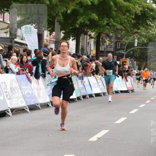 21.09.2025 - PSD Bank Halbmarathon Strokosch-Dieckow http://msf.ph/oto/8924172 21.09.2025 12:04:04 Ziel 1567, 1763, 3326, 3924 meine-sportfotos.de