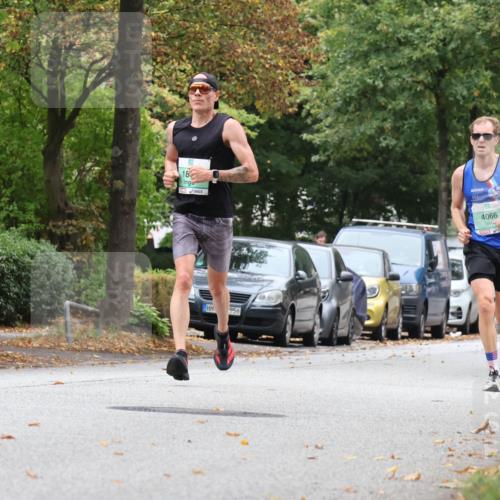 21.09.2025 - PSD Bank Halbmarathon Luisa Fischer http://msf.ph/oto/8924395 21.09.2025 11:17:36 Laufen 18, 956, 4066 meine-sportfotos.de