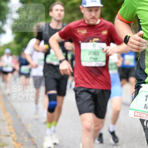 21.09.2025 - PSD Bank Halbmarathon Dr. Thomas Lammeyer http://msf.ph/oto/8924397 21.09.2025 10:43:41 Laufen 2002, 1470 meine-sportfotos.de