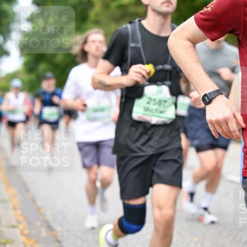 21.09.2025 - PSD Bank Halbmarathon Dr. Thomas Lammeyer http://msf.ph/oto/8924406 21.09.2025 10:43:41 Laufen 2587, 200 meine-sportfotos.de