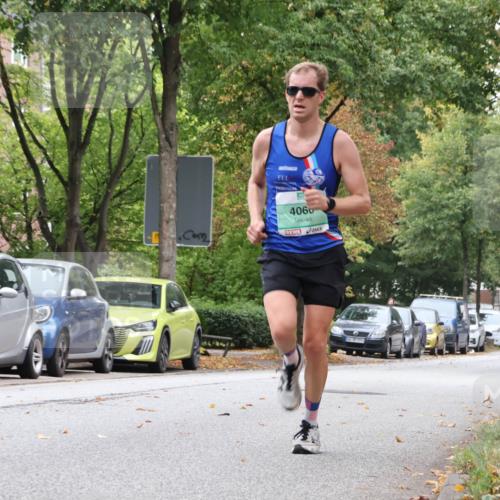 21.09.2025 - PSD Bank Halbmarathon Luisa Fischer http://msf.ph/oto/8924413 21.09.2025 11:17:41 Laufen 418, 4060 meine-sportfotos.de