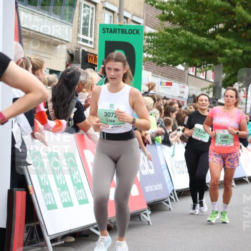 21.09.2025 - PSD Bank Halbmarathon Strokosch-Dieckow http://msf.ph/oto/8924438 21.09.2025 12:04:36 Ziel 1398, 1515, 1853, 2556, 2585, 2854, 3010, 3039, 3056, 3072, 3336, 3607 meine-sportfotos.de