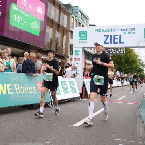21.09.2025 - PSD Bank Halbmarathon Strokosch-Dieckow http://msf.ph/oto/8924526 21.09.2025 12:04:51 Ziel 1699, 1760, 2507, 2774, 2960, 3005, 3177 meine-sportfotos.de