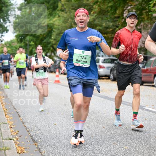 21.09.2025 - PSD Bank Halbmarathon Dr. Thomas Lammeyer http://msf.ph/oto/8924600 21.09.2025 10:43:53 Laufen 2305, 1124, 2384 meine-sportfotos.de