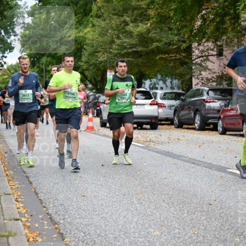 21.09.2025 - PSD Bank Halbmarathon Dr. Thomas Lammeyer http://msf.ph/oto/8924652 21.09.2025 10:43:56 Laufen 2612, 1796, 1033, 5285, 2282, 4915 meine-sportfotos.de