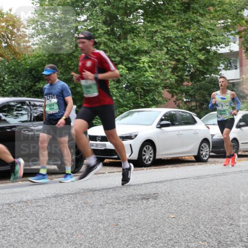 21.09.2025 - PSD Bank Halbmarathon Luisa Fischer http://msf.ph/oto/8924694 21.09.2025 11:19:47 Laufen 1174, 80, 1199, 1456, 1000 meine-sportfotos.de