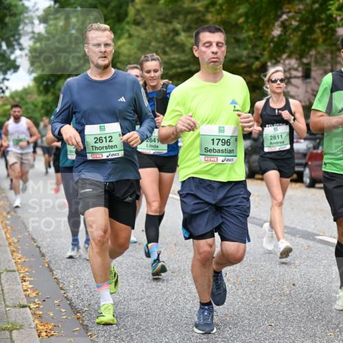 21.09.2025 - PSD Bank Halbmarathon Dr. Thomas Lammeyer http://msf.ph/oto/8924695 21.09.2025 10:43:58 Laufen 2612, 2641, 1796, 2811, 033 meine-sportfotos.de