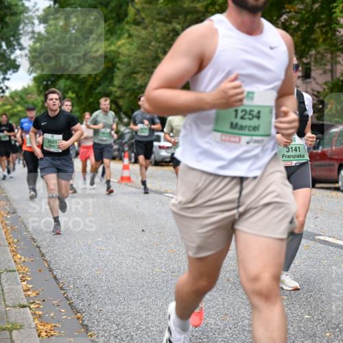 21.09.2025 - PSD Bank Halbmarathon Dr. Thomas Lammeyer http://msf.ph/oto/8924777 21.09.2025 10:44:02 Laufen 2521, 1254, 3141 meine-sportfotos.de