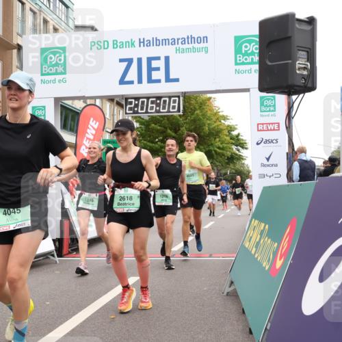 21.09.2025 - PSD Bank Halbmarathon Strokosch-Dieckow http://msf.ph/oto/8924781 21.09.2025 12:05:31 Ziel 1043, 1171, 1218, 1219, 1253, 1255, 1387, 2618, 2890, 3262, 4021, 4045 meine-sportfotos.de