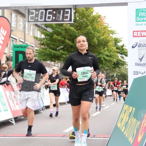 21.09.2025 - PSD Bank Halbmarathon Strokosch-Dieckow http://msf.ph/oto/8924829 21.09.2025 12:05:37 Ziel 1218, 1219, 1299, 2097, 2440, 2618, 2670, 2890, 3074, 3262, 3970, 4021 meine-sportfotos.de
