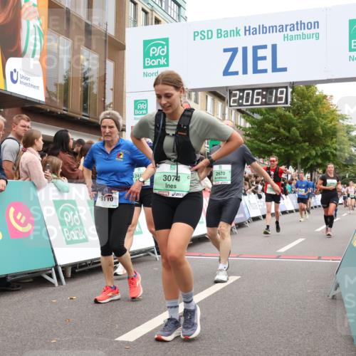 21.09.2025 - PSD Bank Halbmarathon Strokosch-Dieckow http://msf.ph/oto/8924874 21.09.2025 12:05:42 Ziel 1299, 1538, 2097, 2440, 2670, 2890, 3038, 3074, 3970 meine-sportfotos.de
