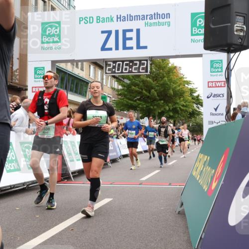21.09.2025 - PSD Bank Halbmarathon Strokosch-Dieckow http://msf.ph/oto/8924909 21.09.2025 12:05:45 Ziel 1299, 1485, 1538, 2440, 2670, 3038, 3074, 3251, 4020, 4022 meine-sportfotos.de