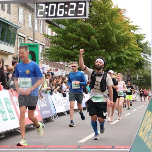 21.09.2025 - PSD Bank Halbmarathon Strokosch-Dieckow http://msf.ph/oto/8924922 21.09.2025 12:05:47 Ziel 1485, 1538, 2075, 2262, 2440, 2534, 2670, 3038, 3074, 3251, 4020, 4022 meine-sportfotos.de