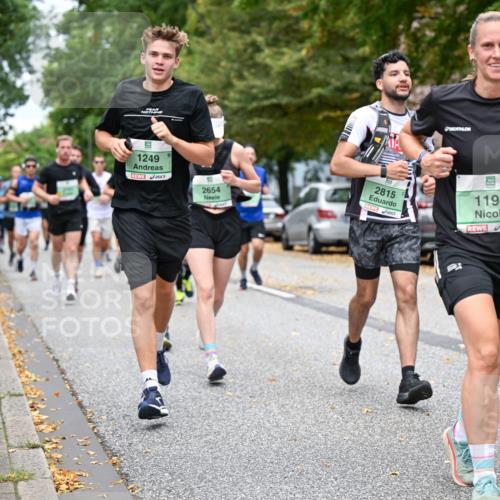 21.09.2025 - PSD Bank Halbmarathon Dr. Thomas Lammeyer http://msf.ph/oto/8924930 21.09.2025 10:44:10 Laufen 1249, 2654, 2815, 1197 meine-sportfotos.de
