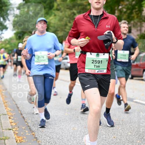 21.09.2025 - PSD Bank Halbmarathon Dr. Thomas Lammeyer http://msf.ph/oto/8925146 21.09.2025 10:44:20 Laufen 2576, 2591, 1703 meine-sportfotos.de