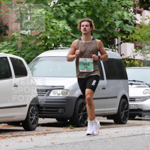 21.09.2025 - PSD Bank Halbmarathon Luisa Fischer http://msf.ph/oto/8925186 21.09.2025 11:22:33 Laufen 1052, 3418 meine-sportfotos.de