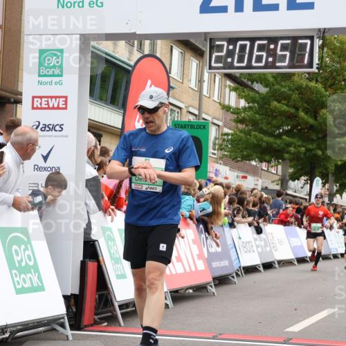 21.09.2025 - PSD Bank Halbmarathon Strokosch-Dieckow http://msf.ph/oto/8925191 21.09.2025 12:06:21 Ziel 1296, 1432, 1620, 1663, 2433, 2712, 3073, 3236, 3269 meine-sportfotos.de