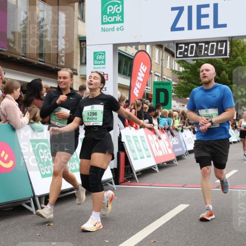 21.09.2025 - PSD Bank Halbmarathon Strokosch-Dieckow http://msf.ph/oto/8925233 21.09.2025 12:06:27 Ziel 1296, 2395, 2433, 2689, 2712, 2920, 3030, 3269 meine-sportfotos.de