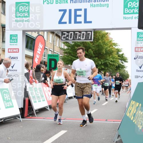 21.09.2025 - PSD Bank Halbmarathon Strokosch-Dieckow http://msf.ph/oto/8925256 21.09.2025 12:06:30 Ziel 1021, 1296, 2395, 2433, 2689, 2712, 2745, 2920, 2998, 3030, 3201 meine-sportfotos.de