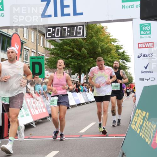 21.09.2025 - PSD Bank Halbmarathon Strokosch-Dieckow http://msf.ph/oto/8925361 21.09.2025 12:06:42 Ziel 1334, 2656, 2698, 2838, 2933, 3254, 3465, 3586, 3955, 4065 meine-sportfotos.de