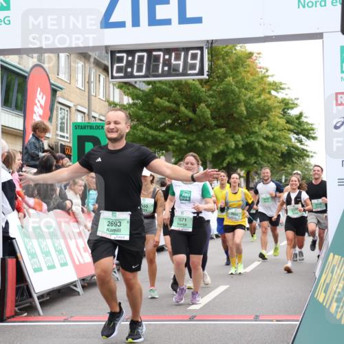 21.09.2025 - PSD Bank Halbmarathon Strokosch-Dieckow http://msf.ph/oto/8925577 21.09.2025 12:07:12 Ziel 1388, 1571, 1594, 2223, 2628, 2693, 2789, 2999, 3006, 3266, 3371, 3555, 3931 meine-sportfotos.de