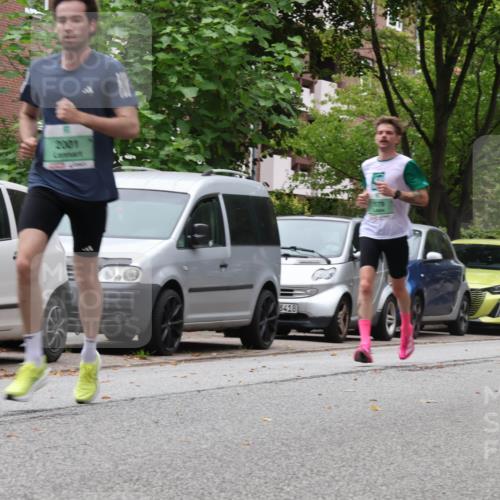 21.09.2025 - PSD Bank Halbmarathon Luisa Fischer http://msf.ph/oto/8925669 21.09.2025 11:25:05 Laufen 2001, 3418 meine-sportfotos.de