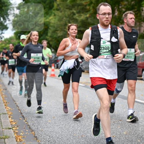21.09.2025 - PSD Bank Halbmarathon Dr. Thomas Lammeyer http://msf.ph/oto/8925911 21.09.2025 10:45:07 Laufen 2758, 2328, 1511 meine-sportfotos.de