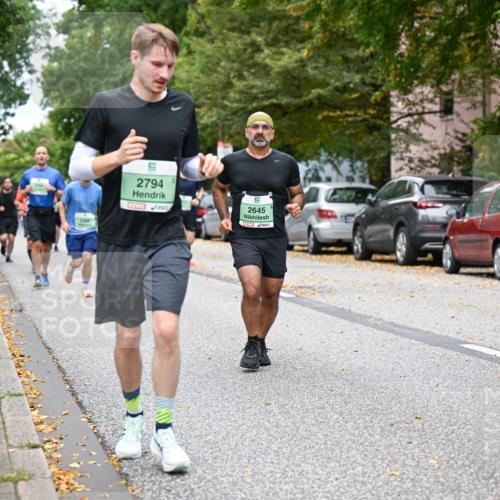 21.09.2025 - PSD Bank Halbmarathon Dr. Thomas Lammeyer http://msf.ph/oto/8926167 21.09.2025 10:45:24 Laufen 2389, 2794, 2645, 2804 meine-sportfotos.de