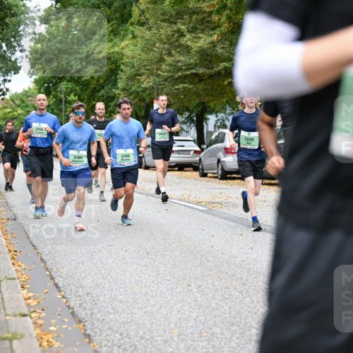 21.09.2025 - PSD Bank Halbmarathon Dr. Thomas Lammeyer http://msf.ph/oto/8926193 21.09.2025 10:45:26 Laufen 2550, 2389, 2388, 2952, 1038, 2791 meine-sportfotos.de
