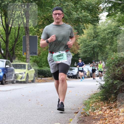 21.09.2025 - PSD Bank Halbmarathon Luisa Fischer http://msf.ph/oto/8926213 21.09.2025 11:28:07 Laufen 3418, 1904 meine-sportfotos.de