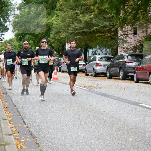 21.09.2025 - PSD Bank Halbmarathon Dr. Thomas Lammeyer http://msf.ph/oto/8926347 21.09.2025 10:45:41 Laufen 3961, 3059, 2870, 2763, 4915 meine-sportfotos.de