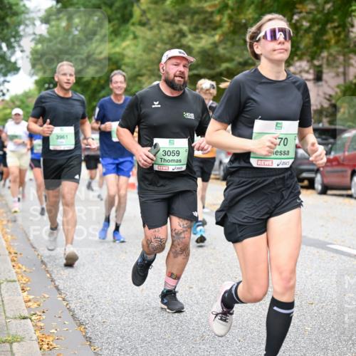 21.09.2025 - PSD Bank Halbmarathon Dr. Thomas Lammeyer http://msf.ph/oto/8926398 21.09.2025 10:45:44 Laufen 3961, 3059, 70, 0 meine-sportfotos.de