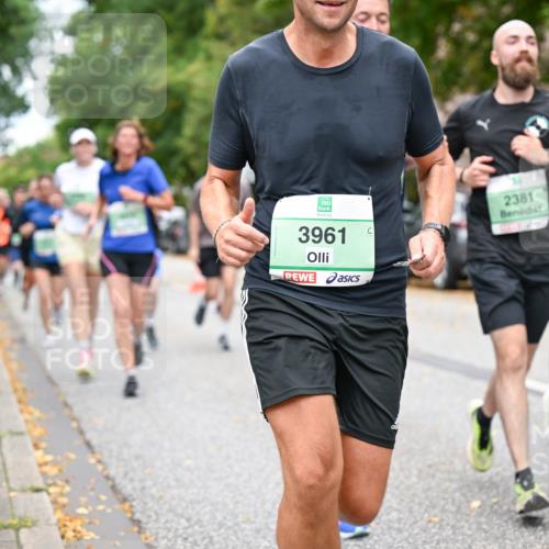 21.09.2025 - PSD Bank Halbmarathon Dr. Thomas Lammeyer http://msf.ph/oto/8926435 21.09.2025 10:45:46 Laufen 3961, 2304, 2381 meine-sportfotos.de