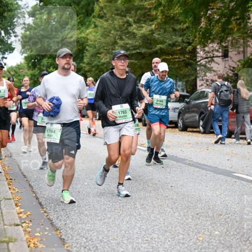 21.09.2025 - PSD Bank Halbmarathon Dr. Thomas Lammeyer http://msf.ph/oto/8926587 21.09.2025 10:45:56 Laufen 2878, 1764, 1763, 595, 3166, 2623 meine-sportfotos.de