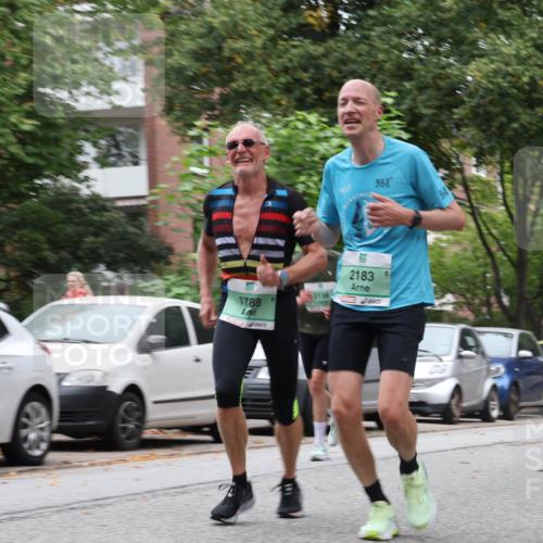 21.09.2025 - PSD Bank Halbmarathon Luisa Fischer http://msf.ph/oto/8926751 21.09.2025 11:30:52 Laufen 1788, 3617, 2138, 2183, 351 meine-sportfotos.de