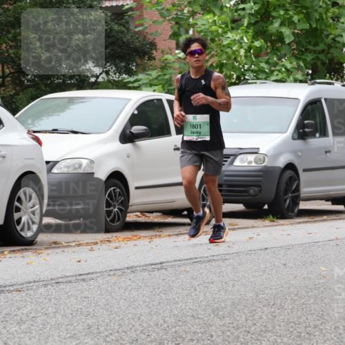 21.09.2025 - PSD Bank Halbmarathon Luisa Fischer http://msf.ph/oto/8926901 21.09.2025 11:31:39 Laufen 1801, 8418 meine-sportfotos.de