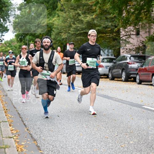 21.09.2025 - PSD Bank Halbmarathon Dr. Thomas Lammeyer http://msf.ph/oto/8927002 21.09.2025 10:46:24 Laufen 1075, 4022, 3467, 2554, 2792 meine-sportfotos.de